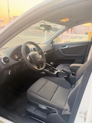 Puesto de conducción del Audi A3 Sportback 1.6 TDI 105 CV