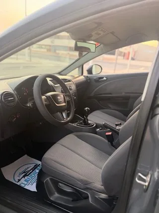 Puesto de conducción del SEAT León 1.4 TSI 125 CV Sport