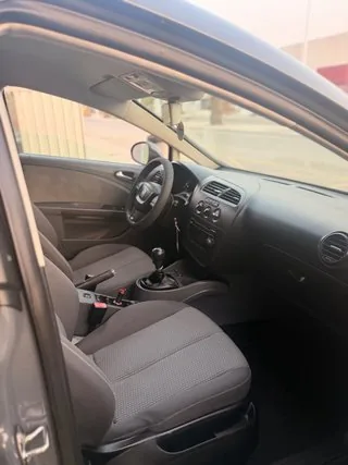 Detalle del interior del SEAT León 1.4 TSI 125 CV Sport